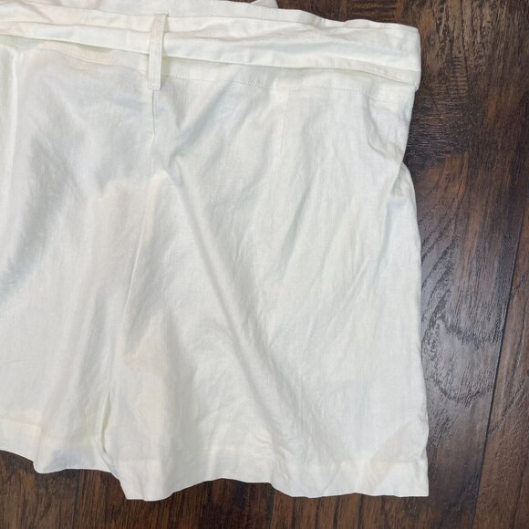 Ophelia Roe Paperbag Shorts 2X White Linen Blend Belted Women's - Picture 5 of 11